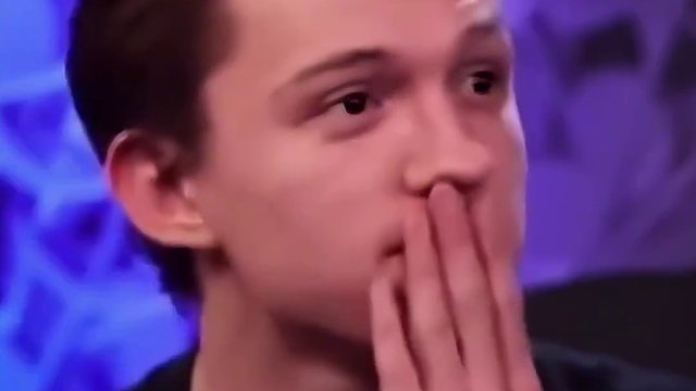 他吃完上厕所会不会拉出啊 #万万没想到 #娱乐评论大赏