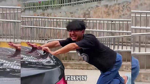 哥哥为弟弟自制果汁饮料，这操作简直太牛了！ #搞笑视频 #搞笑配音 #搞笑