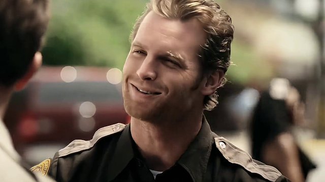 千万不要惹退役海豹队员的家人，否则后果可想而知#战争电影 #新剧推荐