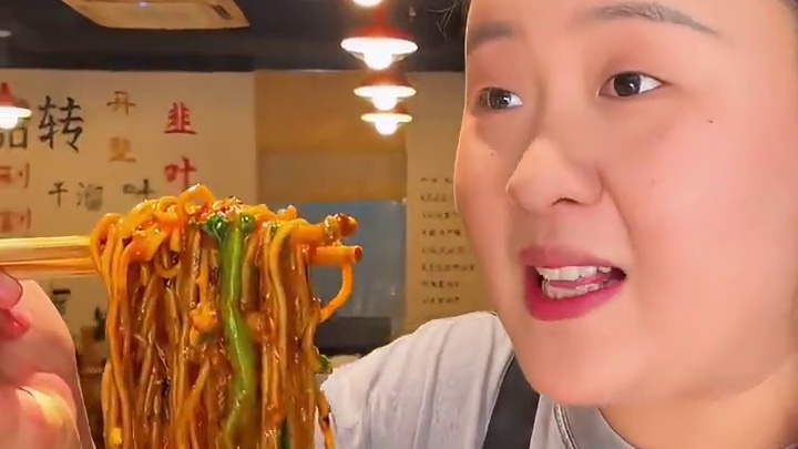 自从有了这个豌杂三宝早上再也没饿过肚子，真的太好吃了！#重庆小面 #豌杂面 #重庆美食