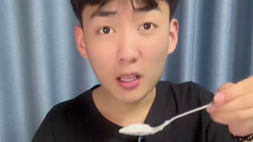 雪碧这么简单就做出来了？ #雪碧 #自制饮品 #测评 #生活小妙招