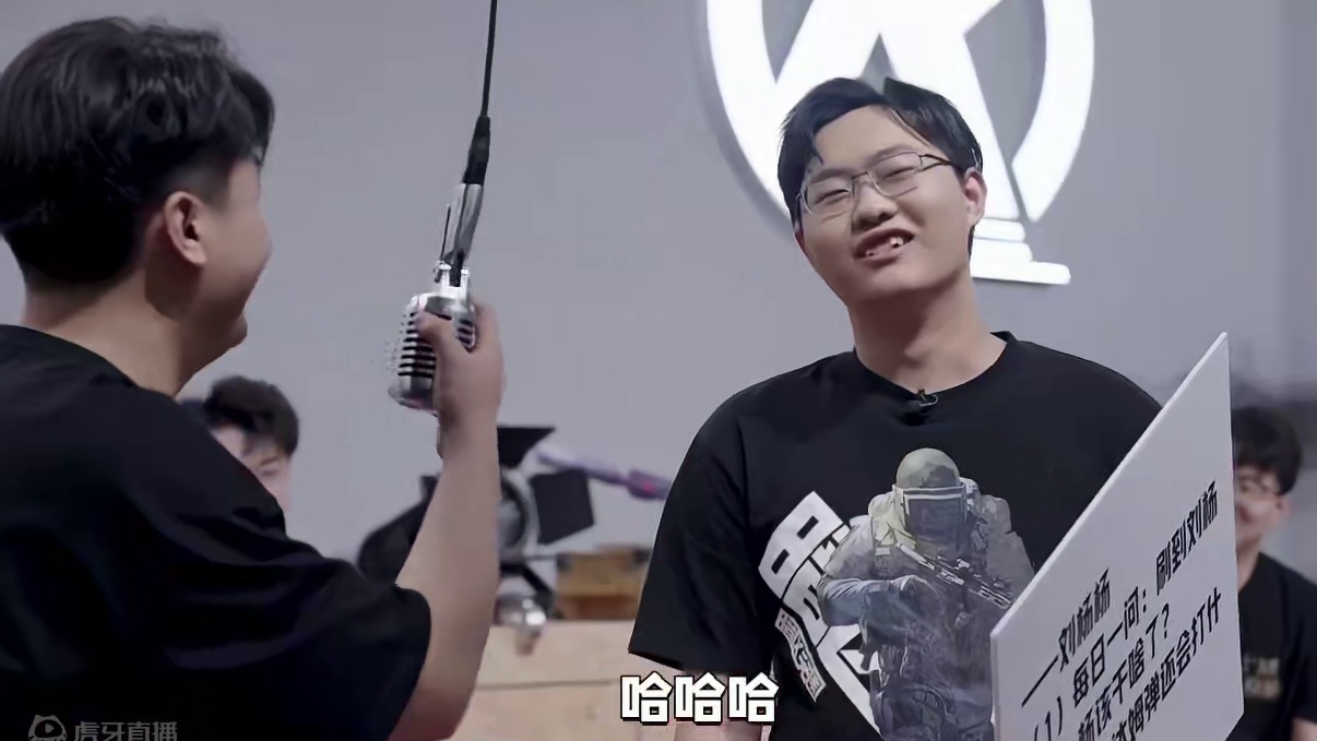 暗区突围：刷到刘杨杨该干啥了？ #暗区选手红温了 #暗区突围 #暗区突围赛事