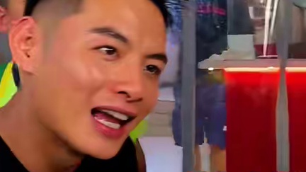 重庆三亚过来挑战的大哥？#重庆美食 #重庆小面 #这一碗好过瘾 #豌杂面 #小面调料