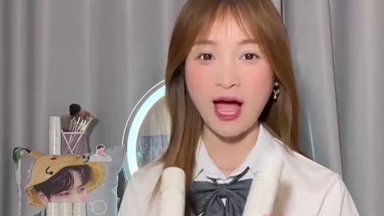 jk服氛围感转场 苍白的话刺痛着耳朵#娟教程 #jk制服