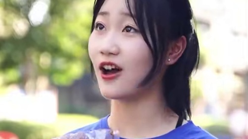 遇到这样的室友能怎么办？ #寝室关系 #辣条测评 #吃辣挑战