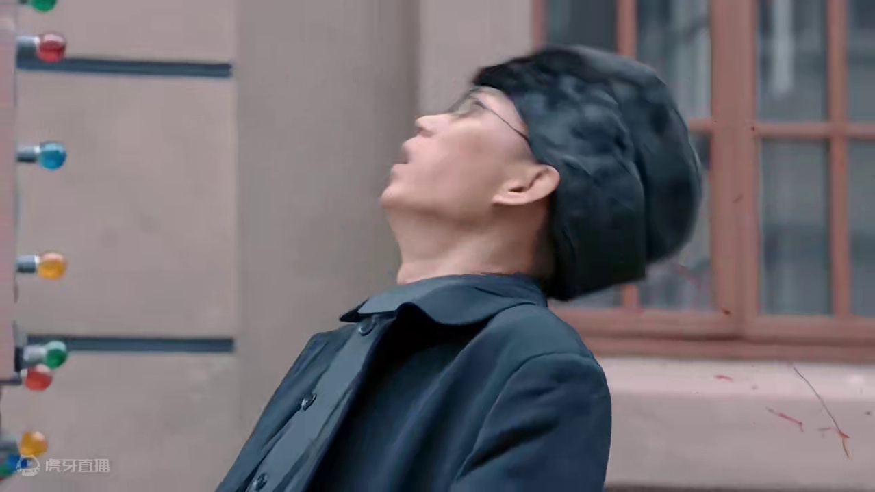 记者离奇被狙杀，三人经过调查，发现了凶手的踪迹#谍战