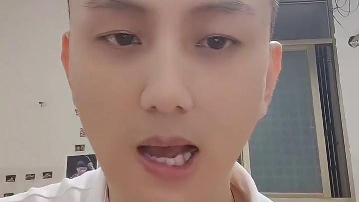 重庆冠军赛，女单半决赛王曼昱4：0王艺迪晋级决赛，明天6月3日（北京18：30）将与队友孙颖莎争冠，