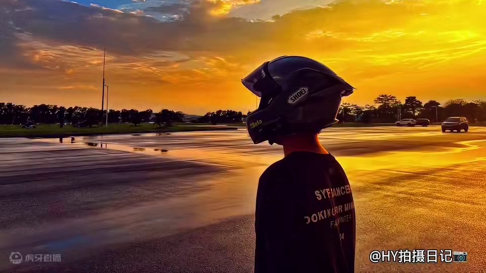 「Lr.调色第一弹」评论区发照片，我来给你调.#lr调色 #机车 #春风450sr #爱机车爱生活 