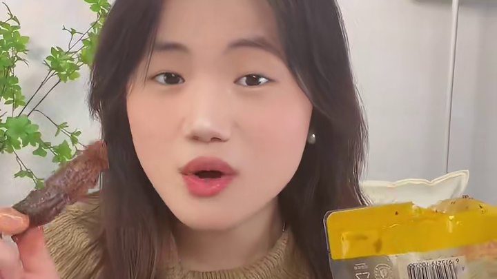 卤宾汉家的香辣鸭翅太香了！真的再也找不出比这好吃的鸭翅了！#香辣鸭翅#疯狂辣翅