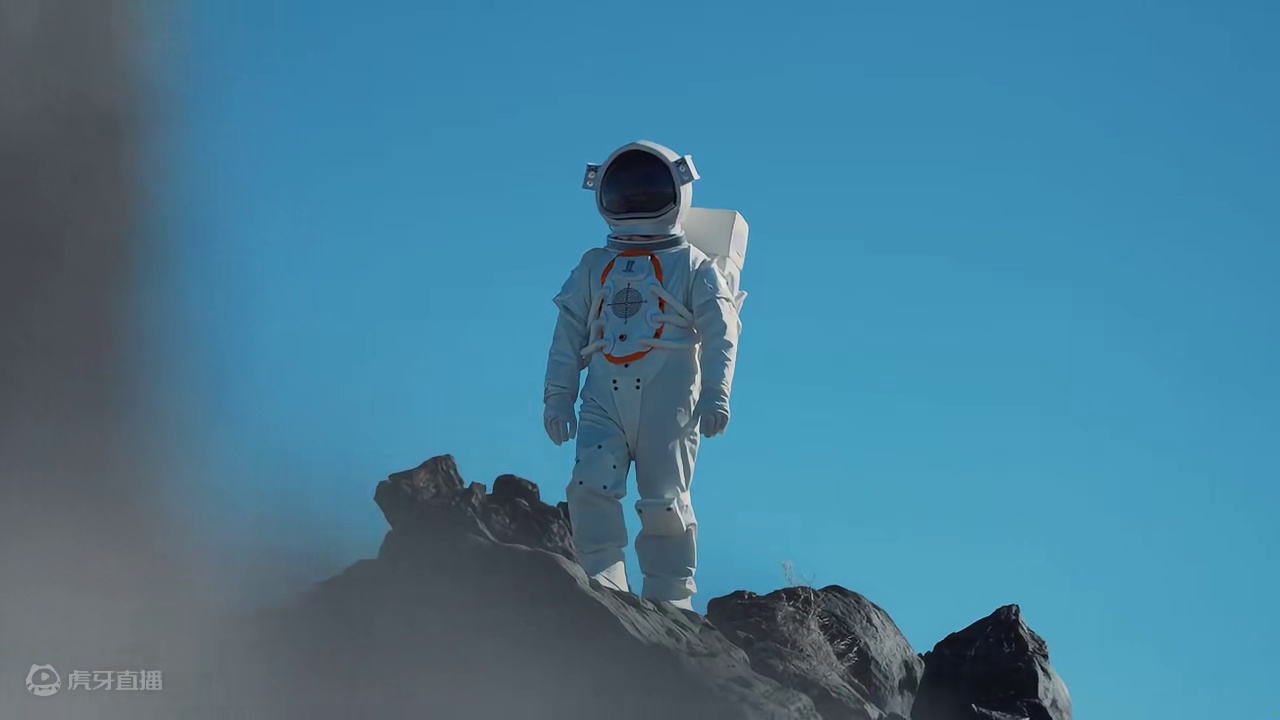 驾驭吉利银河l7，伴我从火星到地球#吉利银河l7 #星际穿越挑战 #拍出电影感