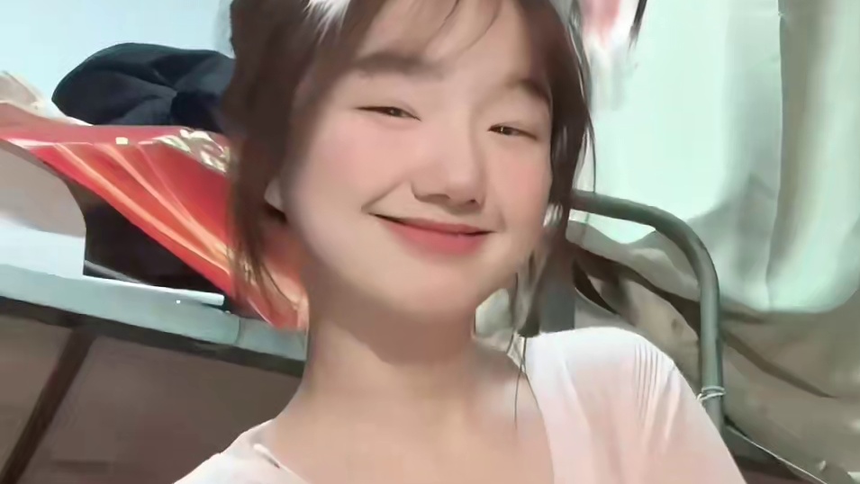 小猫咪的爱意 也要拒绝吗˃̣̣̥ᯅ˂̣̣̥ #像素画转场 #小猫日记 #女大学生