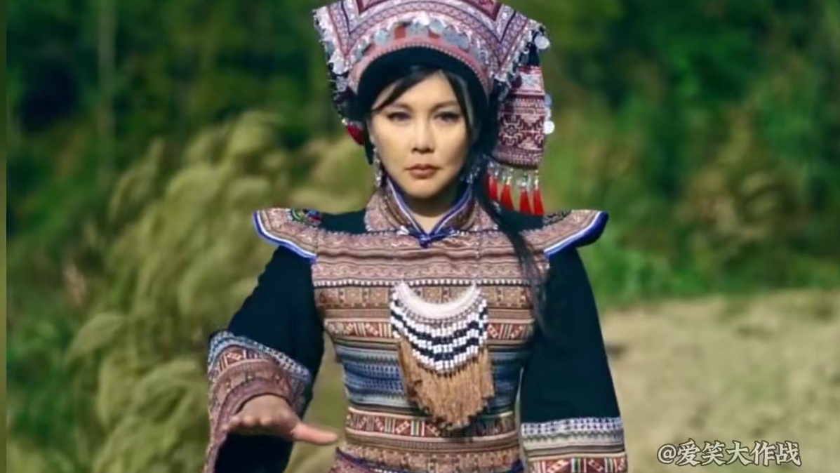 314. 盘点各民族服饰变装合集，民族服饰太惊艳了，小姐姐气质拿捏死死的！