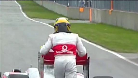 F1名场面之“小汉推车” #汉密尔顿 #f1