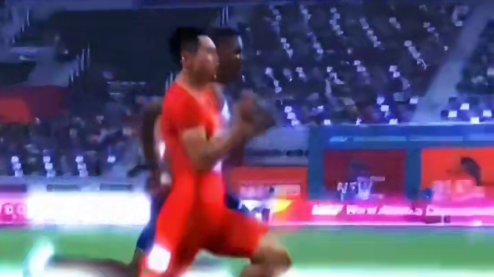 来自亚洲运动员瞬移怪谢震业的压迫感