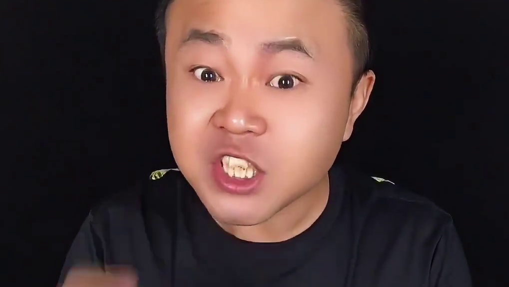 这样的猪血丸子怎么样呢？ #美食测评 #测评 #美食 #试吃 #打假