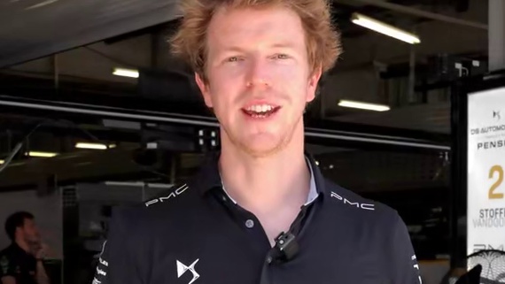 FE电动方程式祝各位高考考生，考试顺利！金榜题名！加油！！！#赛车 #FE电动方程式