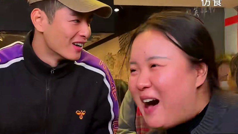 这个大哥挑战加麻加辣吃得是真香啊！#重庆小面 #这一碗好过瘾 #重庆美食 #妈呀太香了 #吃面