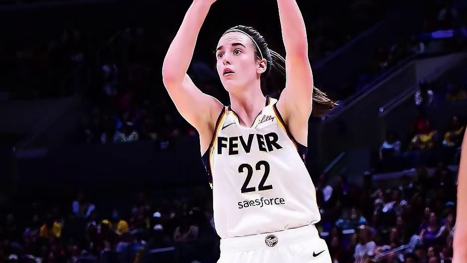 招牌三分杀死比赛的剧本，让无数的球迷看呆