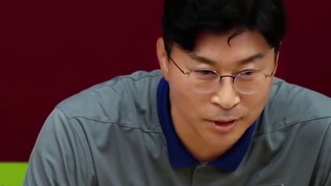 打平就出线！国足26人出征前往韩国 #阿兰 伤缺#武磊 停赛复出 韩国主帅渴望取得胜利#足球的魅力 