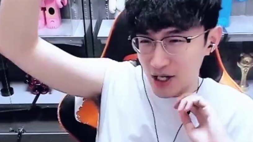 什么？蔡哥是这场游戏对喷的最大赢家？ 