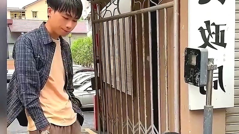 16. 盘点父母离婚后孩子的处境，愿所有的孩子都能被温柔以待