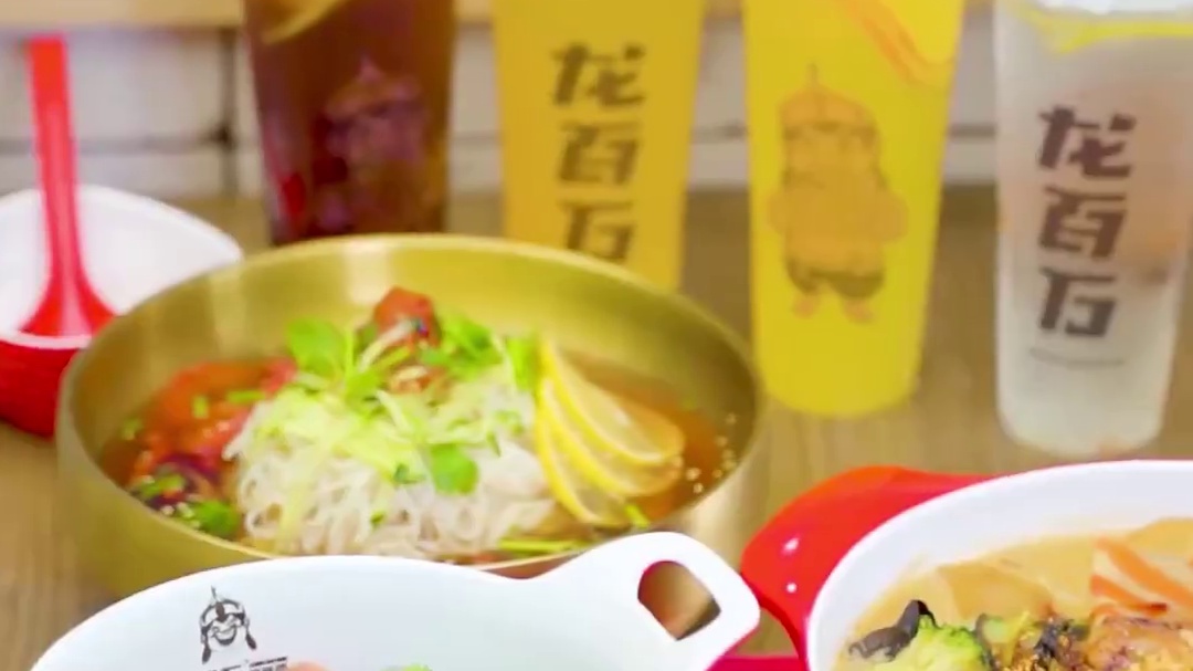 新店开业，老板诚意满满！吃喝都给安排上了！#麻辣烫 #美食 #同城好店推荐