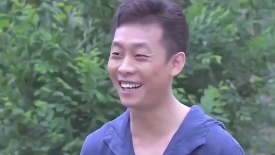 盘点萤火突击的奇葩大金！除了绝密文件，一个比一个奇葩！ #萤火突击  #萤火突击出金联盟 #萤火突击