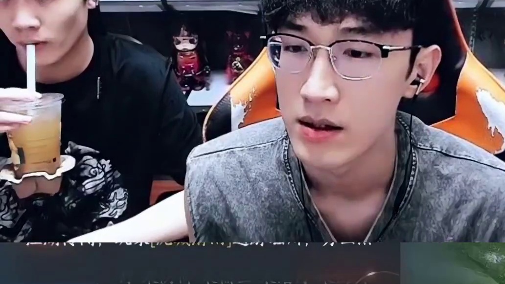 这波让你小子装到了！ 