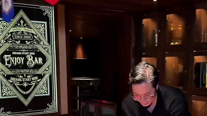 喜欢看球的朋友们！！！找到一家超多球迷，氛围超好的地方#欧洲杯 #南昌探店 #看球标配 #微醺时刻 