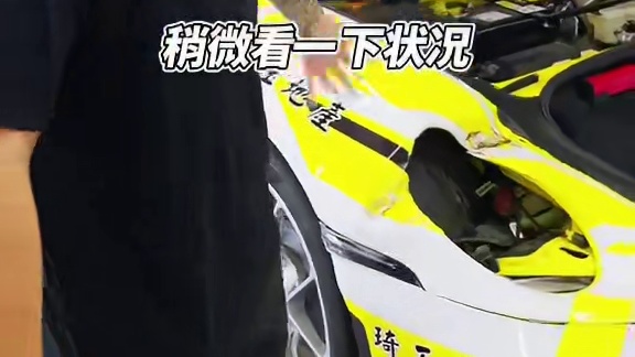 GT3 + 货柜=GT3RS ! 
#廖洋玩车 #赛车手 #赛车手日常 #TWracing #d2r