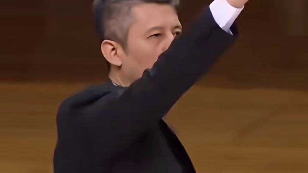 乔帅卸任男篮主帅，#郭士强 代行主帅职责。#一起看七星