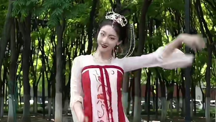 发现一条美丽库存！今天换个风格，《盛世宴歌》翻跳来了～#古典舞 #国风古韵 #东方美学