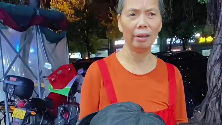 八戒挑战螺蛳粉竟然要加大难度？ #螺狮粉