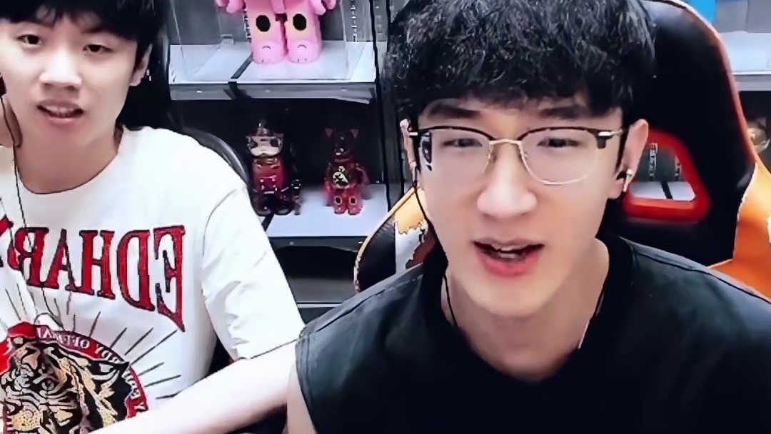 在友商的刺激下逆子送起来了！ 