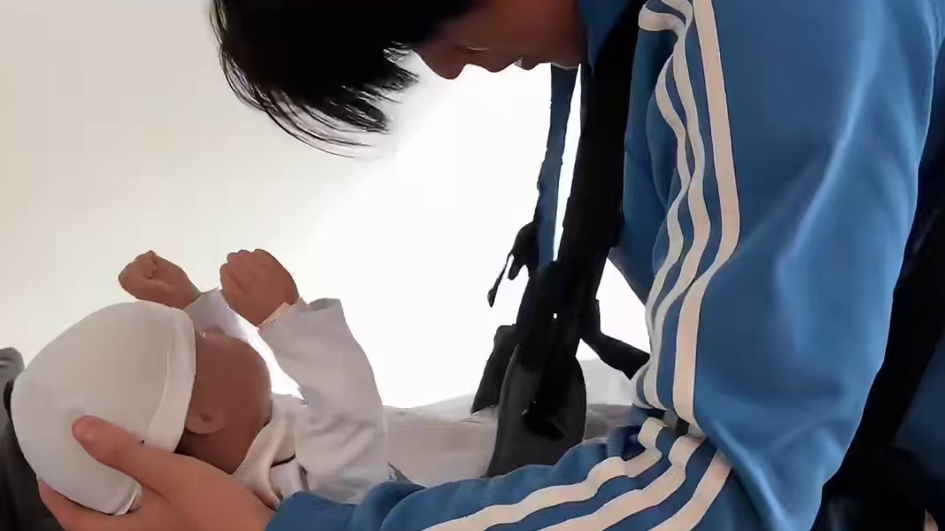 说真的！我建议全国普及 #德国学校模拟照顾小孩课程 #育儿 #教育