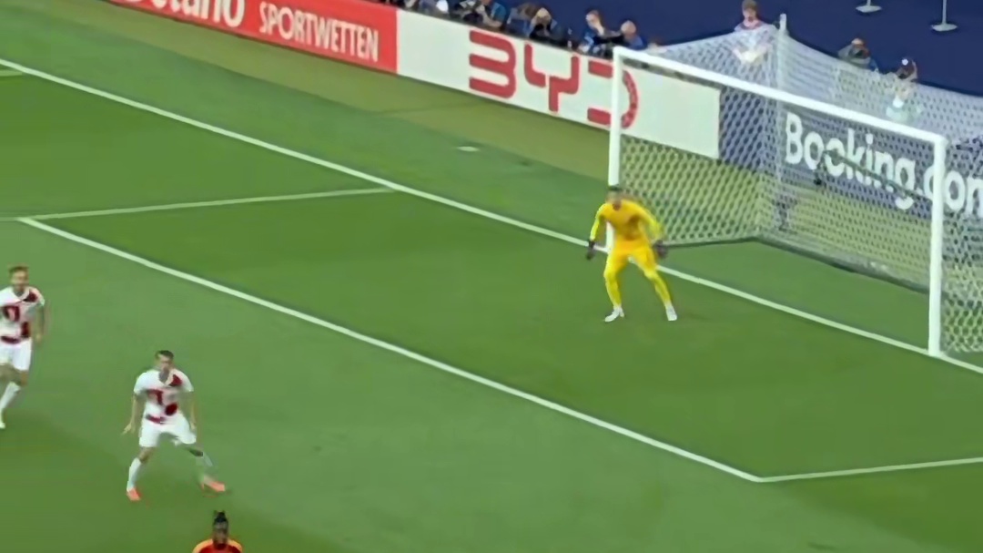 亚马尔 助攻卡瓦哈尔欧洲杯 首秀破门！#欧洲杯