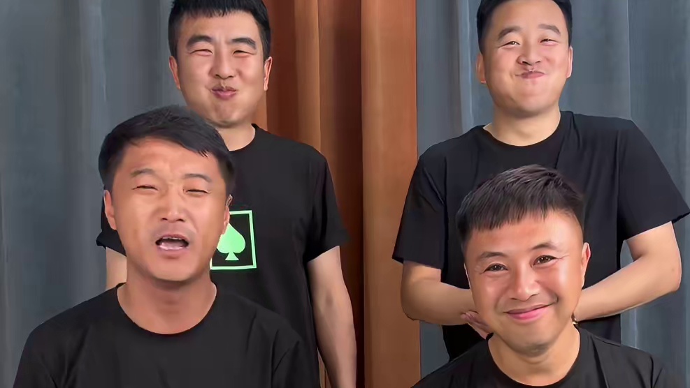 #被一堆疯子的舌头绕懵了 #笑喷了 #憋住不准笑