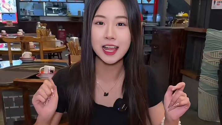 59块9的夜宵 龙虾.生蚝，牛肉串，螺丝谁能拒绝啊，#南昌美食 #必吃榜 #铁锅炖