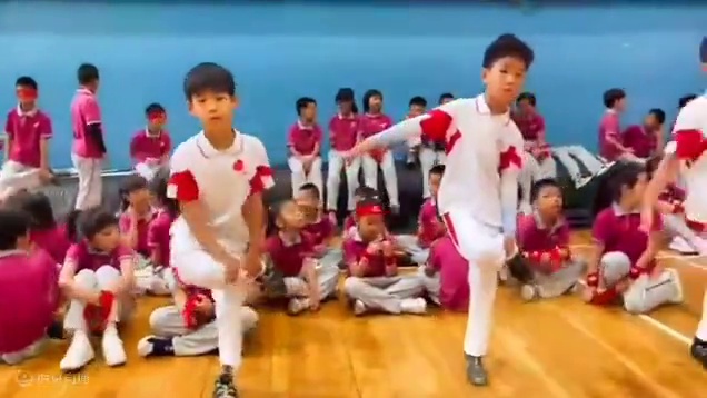 第十六届北京市体育大会2024年第五节脚斗娃大赛 你小时候玩过没有#体育的魅力 #孩子们棒棒哒 #上