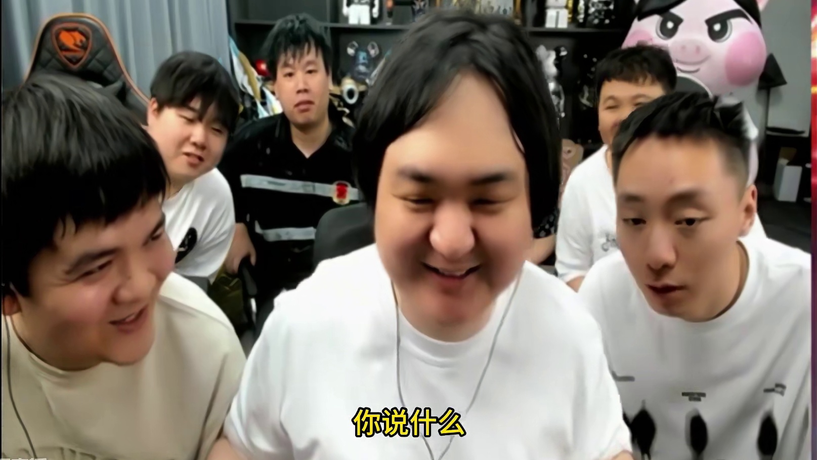 近七个职业选手被水友甩未完成，场面一度爆笑，陈伯也不例外 #陈伯全能王 #QQ飞车端游