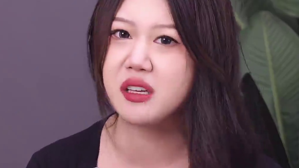 好吃归好吃  但是....这个东西吧 就.....#美食测评 #雪糕 #李肉那多