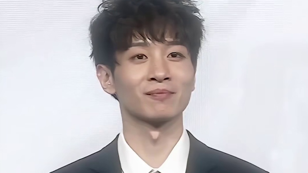 这一步，我走了五年！#周星星 #游戏版我一定红透半边天的 #我一定红透半边天的