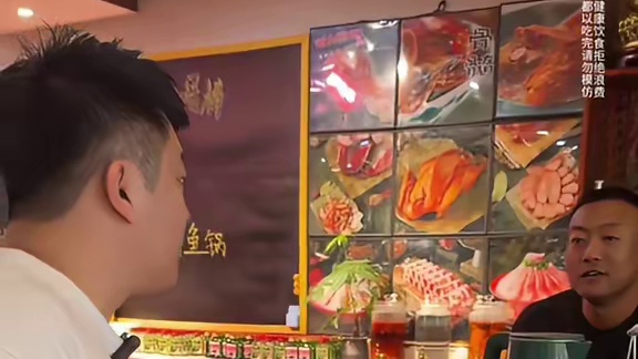 #到点了干饭人上号 #大口吃肉的感觉太爽了 #哎呀妈呀太香了 49块自助大骨棒给老板上一课