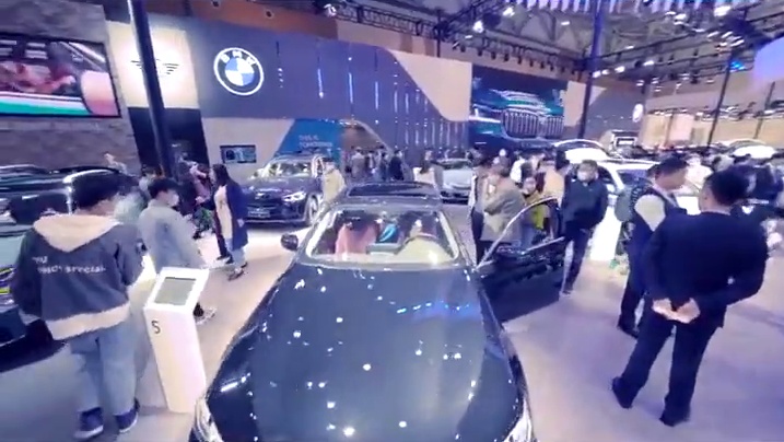 团购好物青岛国际车展，第二十三届秋季，单人通用门票早鸟票，五大车展之一，现价13元，原价需要45元。