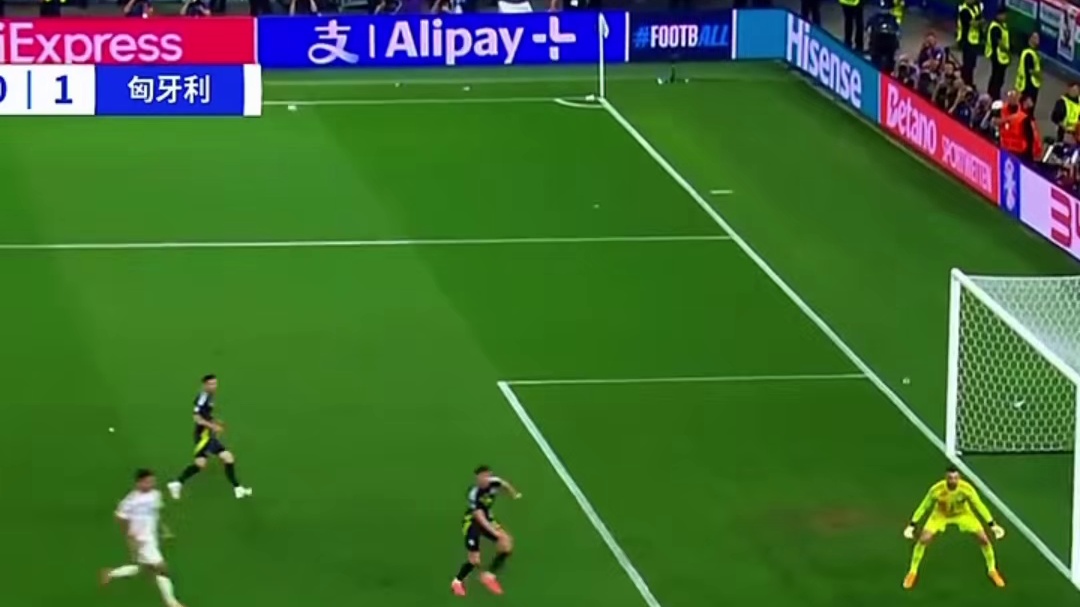 为队友而战！匈牙利绝杀拿下三分