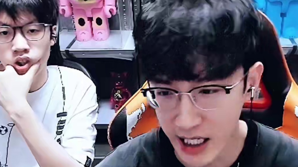 给我蔡哥整尬住了 #逆水寒手游 #我浮夸真的要强 #逆水寒全民贺周年 #逆水寒全民制作人 #逆水寒手