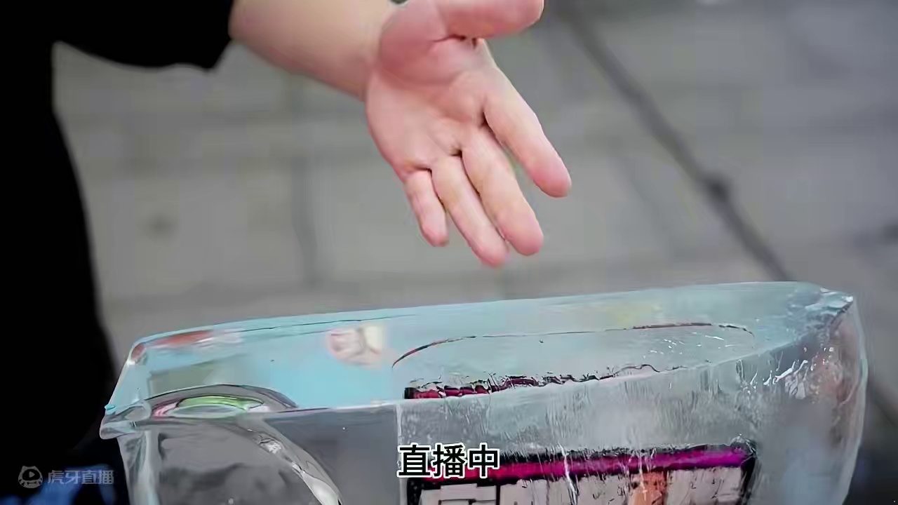 火炬之光无限参加游戏发布会活动届时会有新赛季pv #火炬之光无限 #taptap发现好游戏 #绝区零