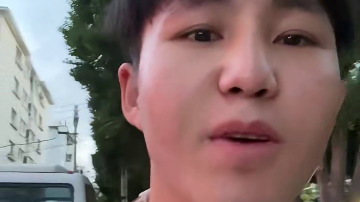 昨天的答案是：黑色闪电，回答真确的兄弟，来白嫖#qq飞车手游 #飞车手游