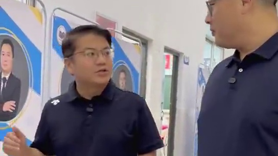 广东科技学院科苑粤衡高考复读班
无论你的高考成绩怎么样，只代表过去，不能定义你的未来！希望我们与你同