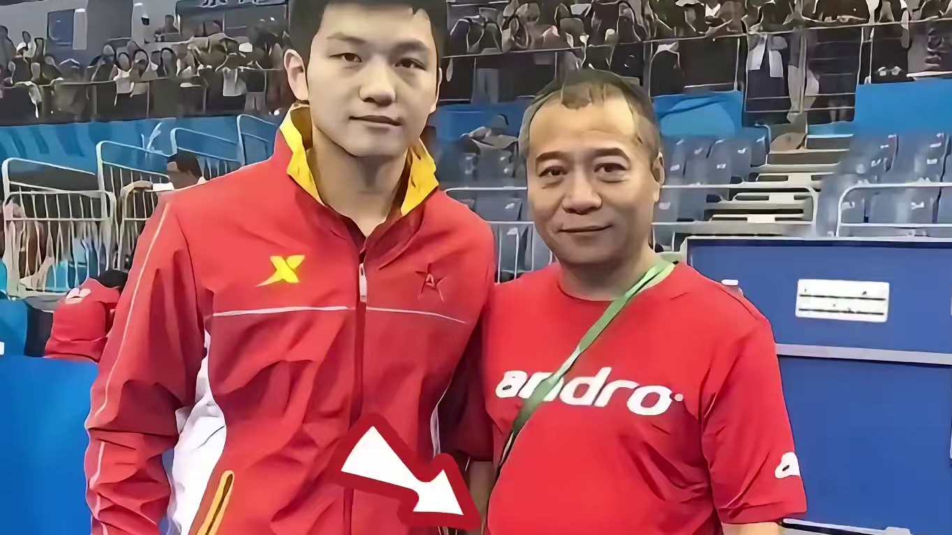 八一队是盛产团子吗？王涛刘国梁王皓樊振东，四代人体型完美传承。#国乒 #乒乓球 #刘国梁 #樊振东